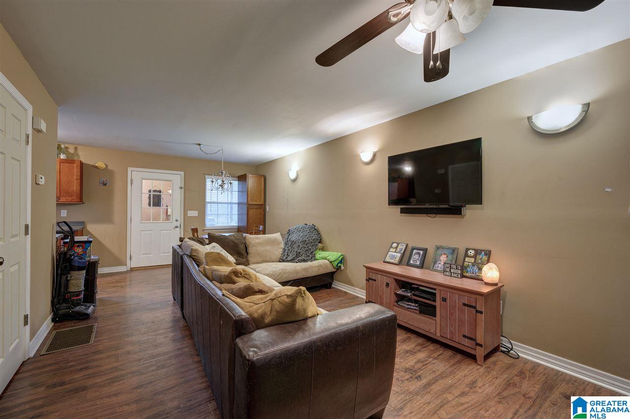 9501 Moon Road Warrior, AL 35180 - Photo 5 of 17