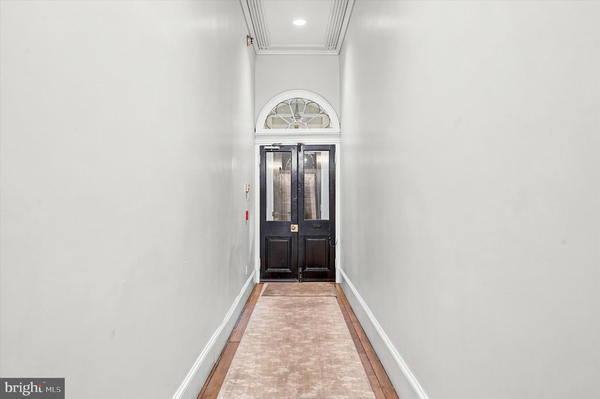 328 Spruce Street, Unit 5 Philadelphia, PA 19106 - Photo 24 of 26