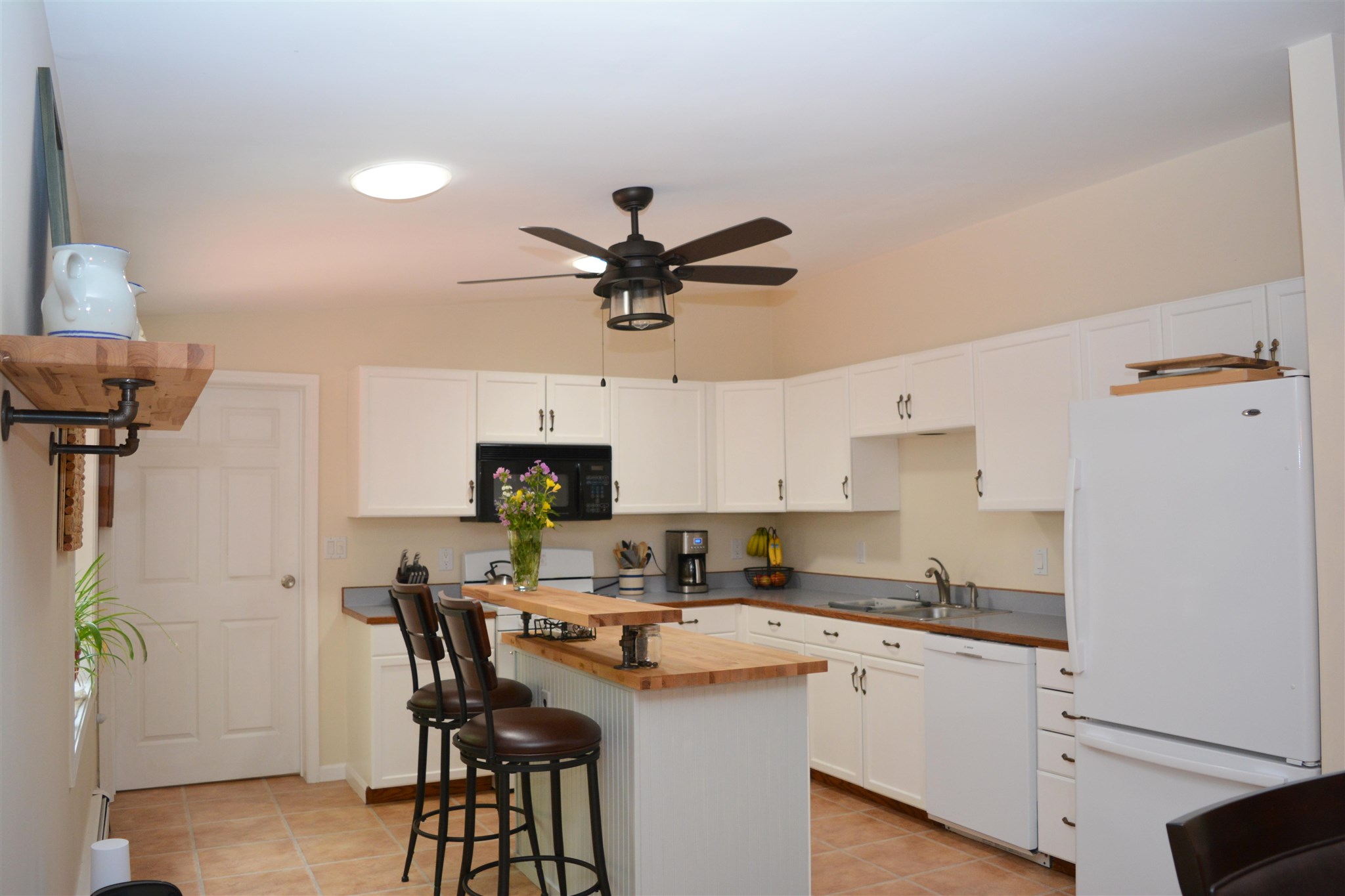 5 Forest Road Grantham, NH 03753 - Photo 8 of 32
