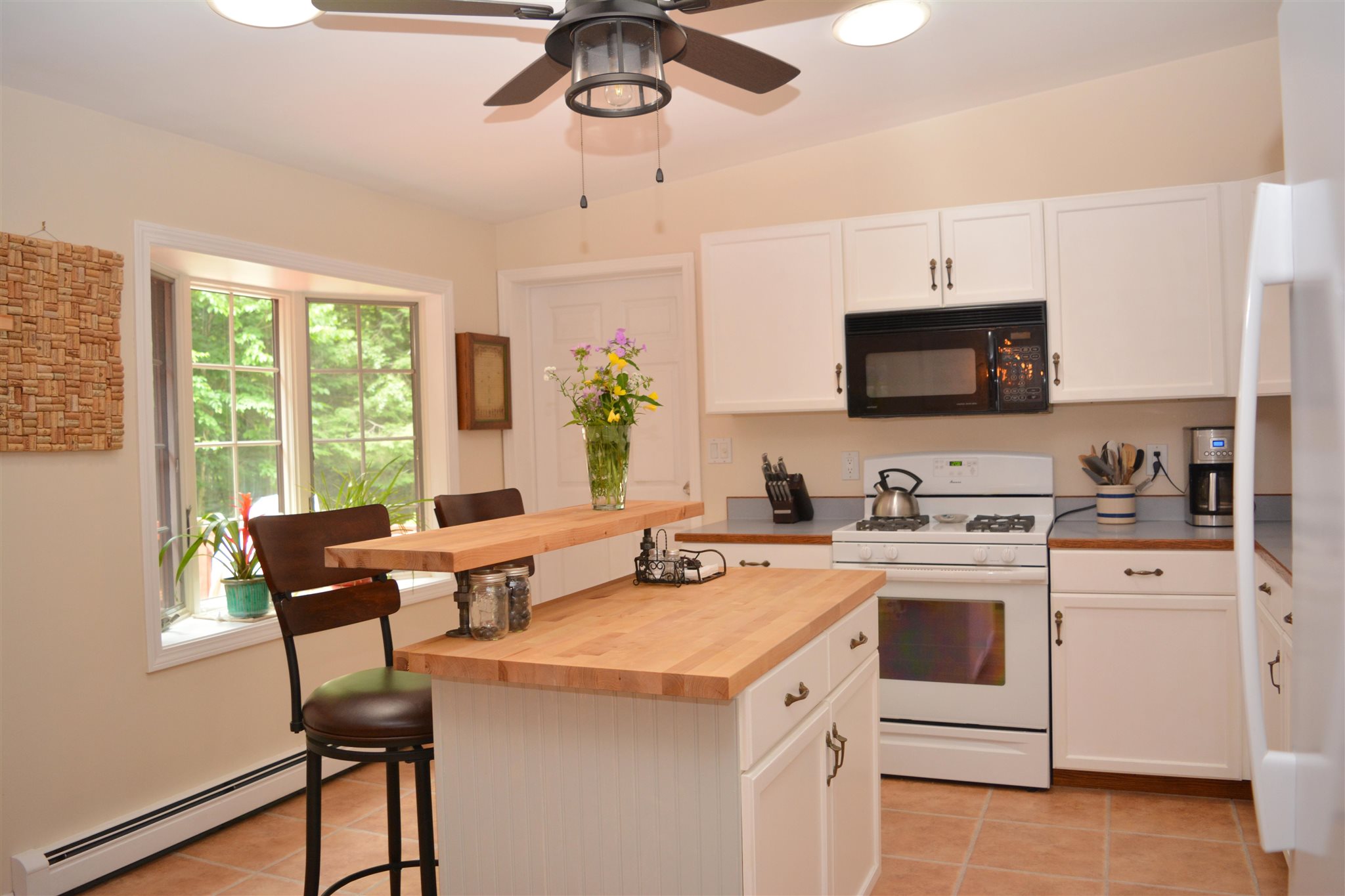 5 Forest Road Grantham, NH 03753 - Photo 9 of 32