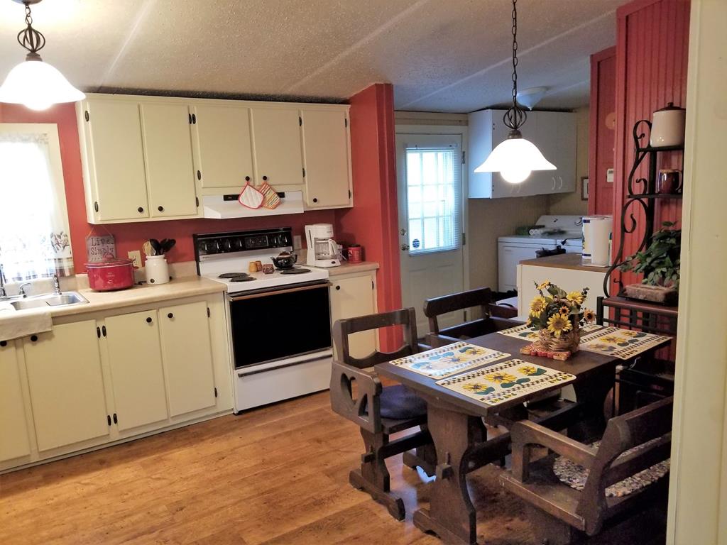 1223 Mount Pleasant Road Pamplin, VA 23958 - Photo 4 of 14 Gallery Image 4