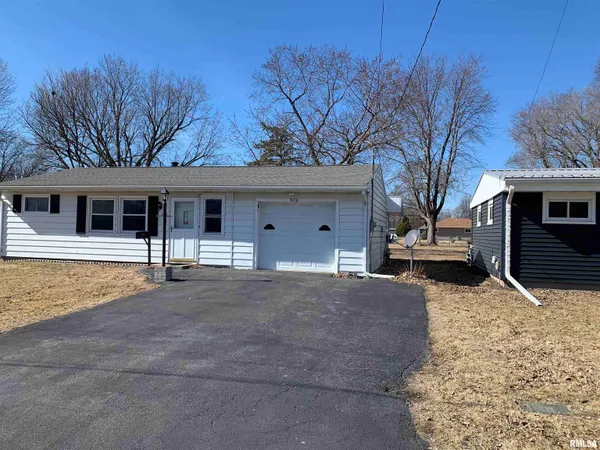 $89,900 | 972 Olive Street, Galesburg, IL 61401