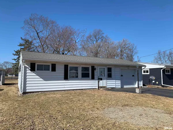 $89,900 | 972 Olive Street, Galesburg, IL 61401