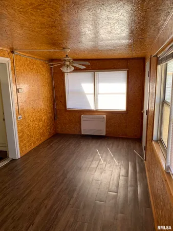 $89,900 | 972 Olive Street, Galesburg, IL 61401