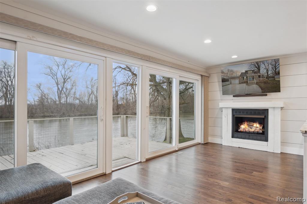 8309 North Custer Road Monroe, MI 48162 - Photo 5 of 26