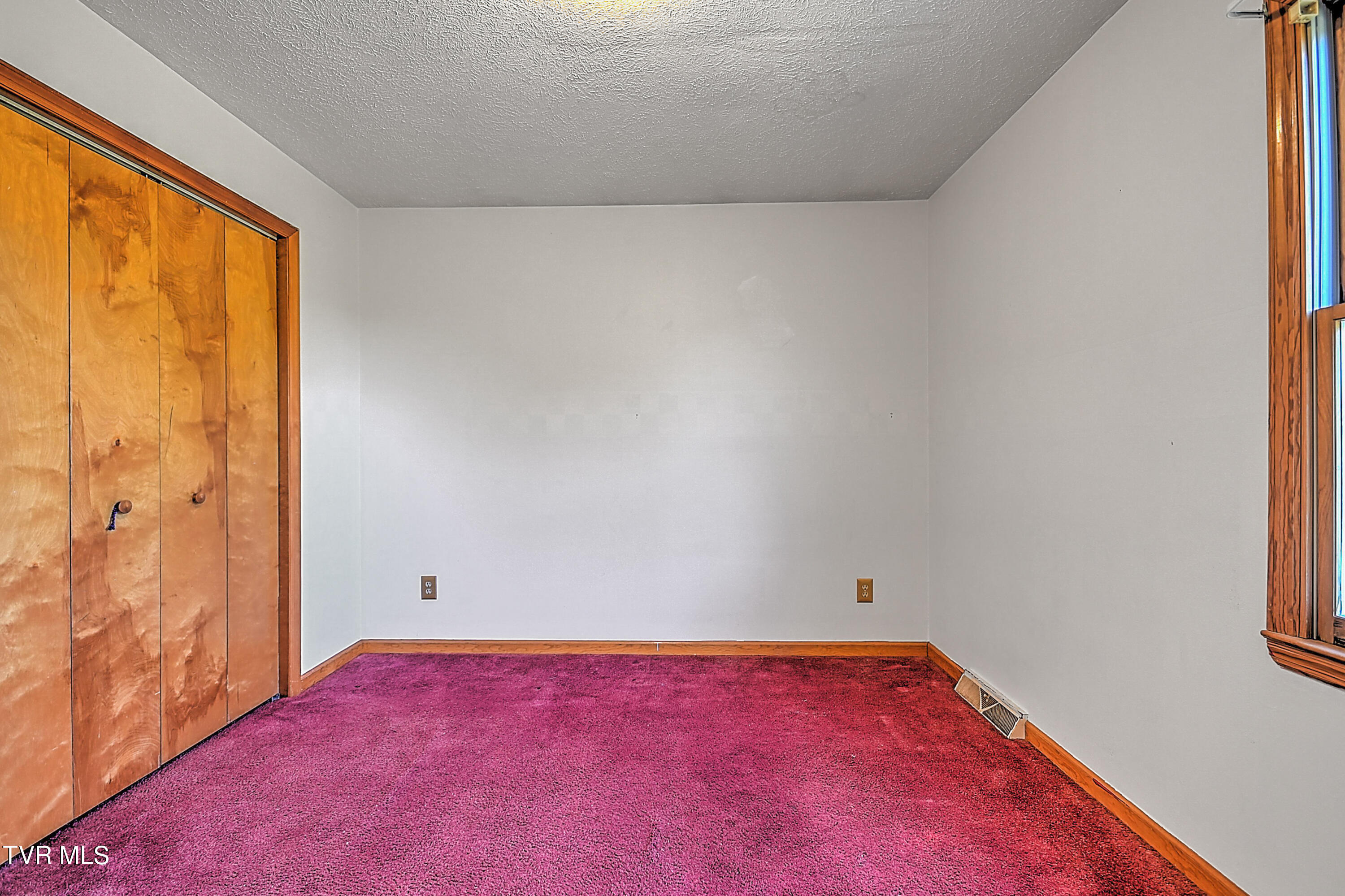 142 Fairhaven Road Johnson City, TN 37601 - Photo 16 of 37 142 Fairhaven JG-18