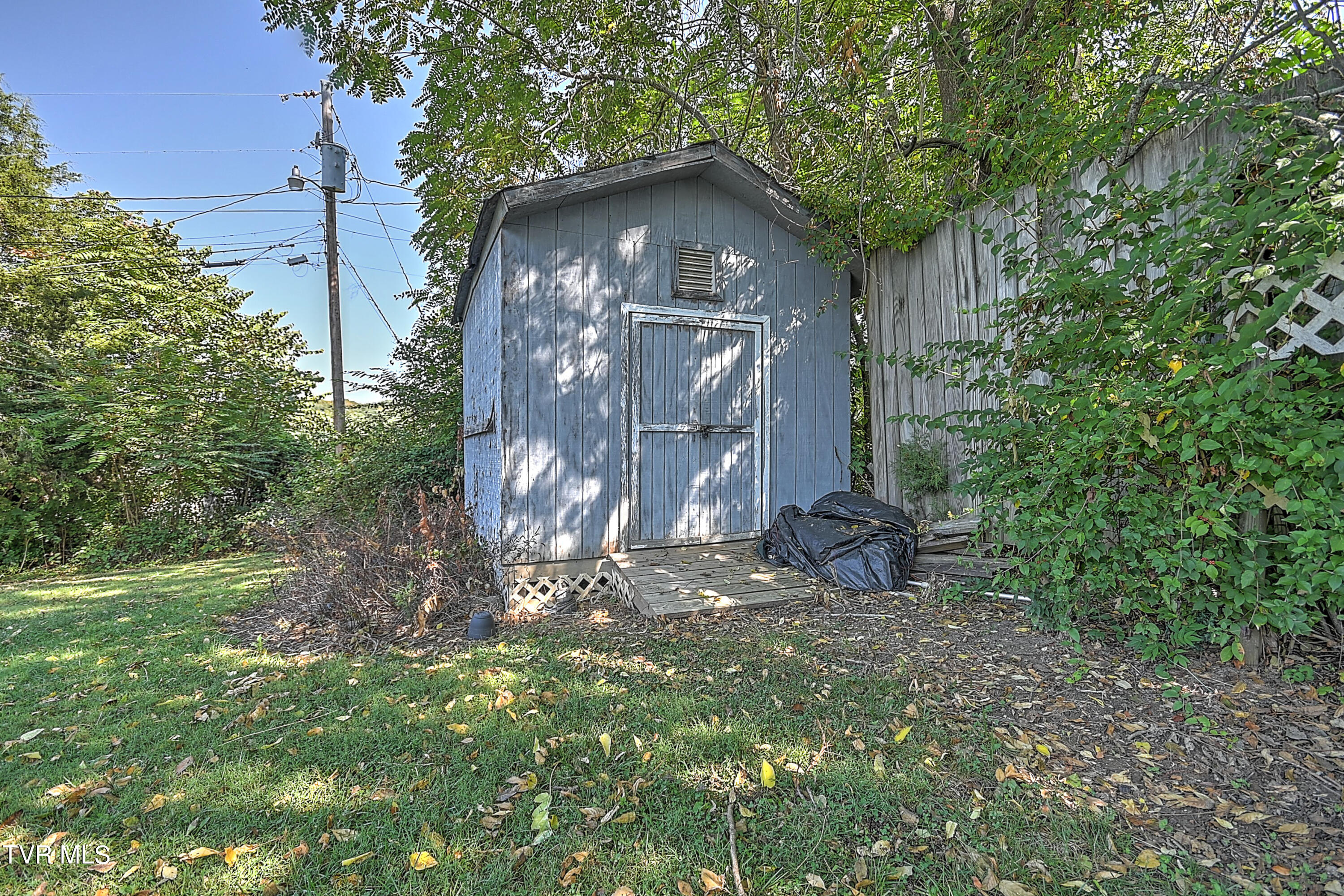 142 Fairhaven Road Johnson City, TN 37601 - Photo 29 of 37 142 Fairhaven JG-31