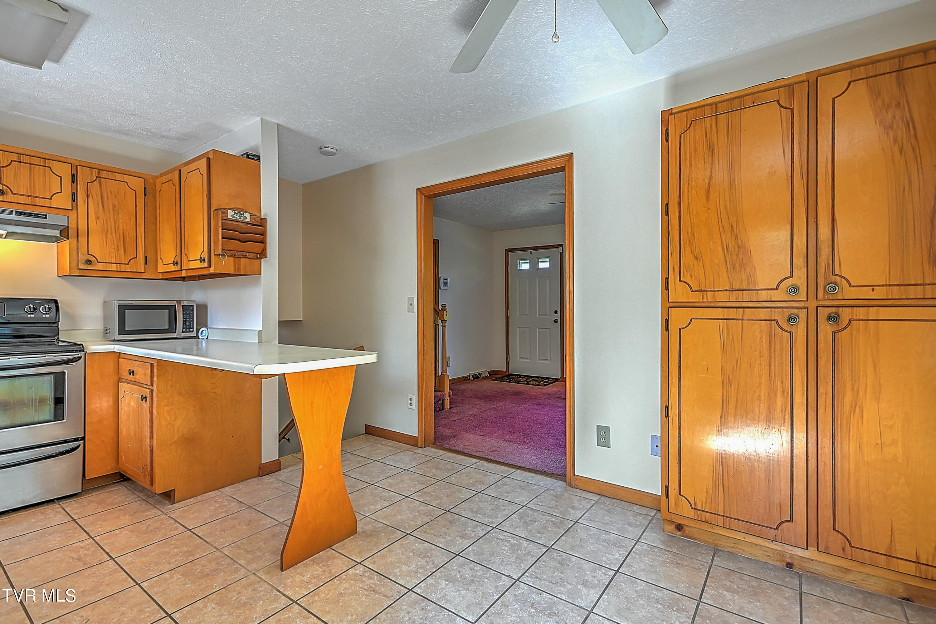 142 Fairhaven Road Johnson City, TN 37601 - Photo 3 of 37 142 Fairhaven JG-5