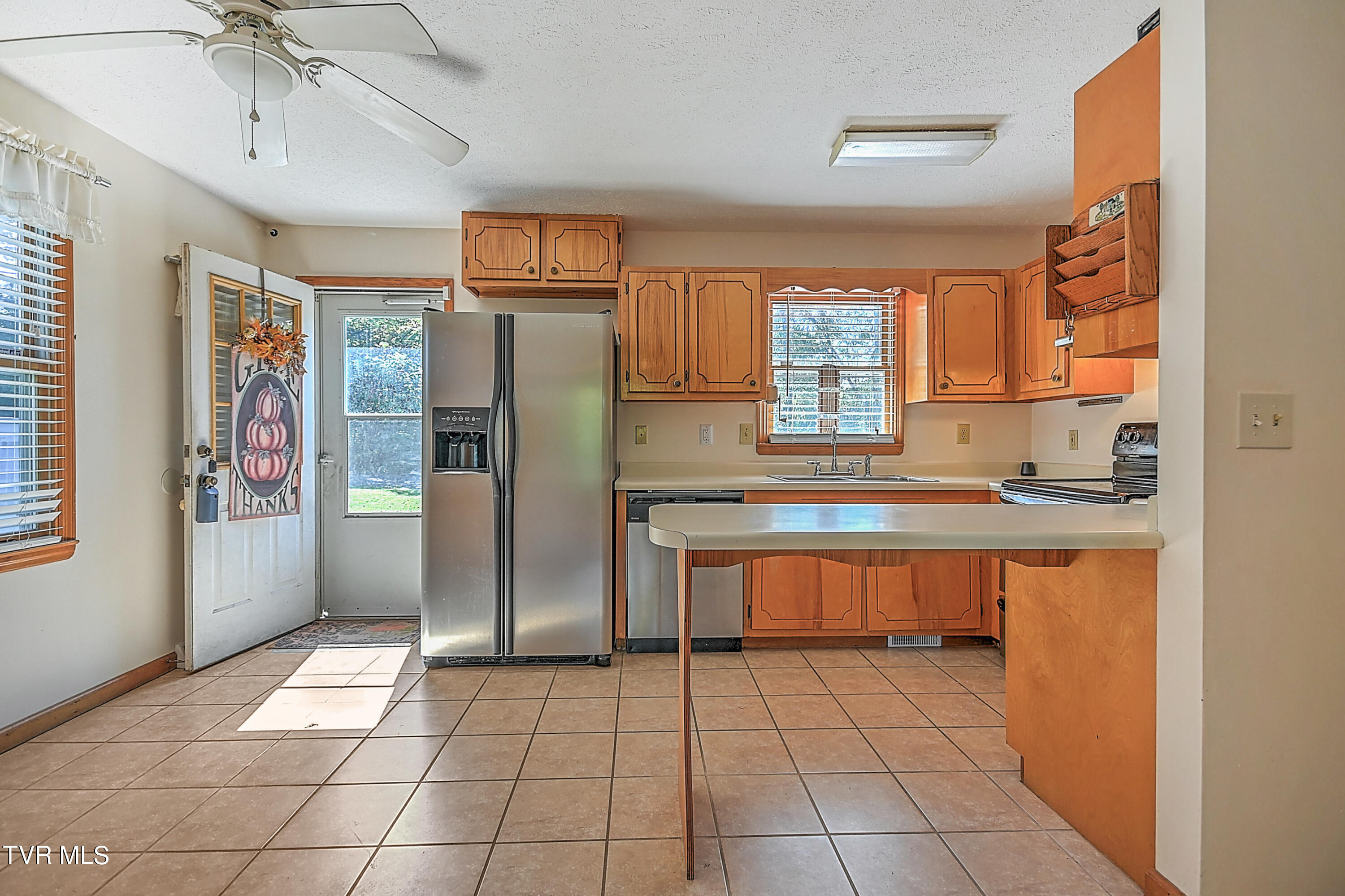 142 Fairhaven Road Johnson City, TN 37601 - Photo 6 of 37 142 Fairhaven JG-8