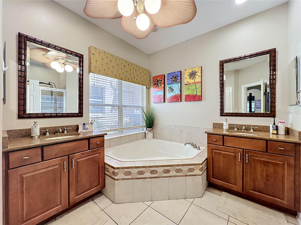 6977 Dolce Way Orlando, FL 32819 - Photo 19 of 33