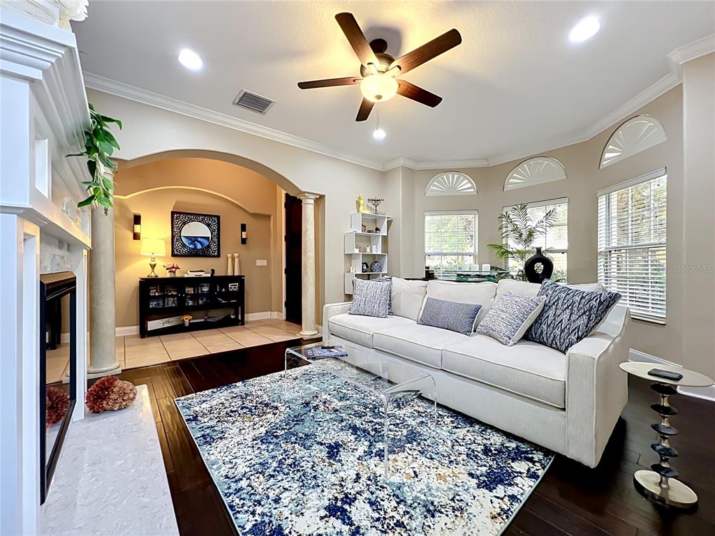 6977 Dolce Way Orlando, FL 32819 - Photo 3 of 33