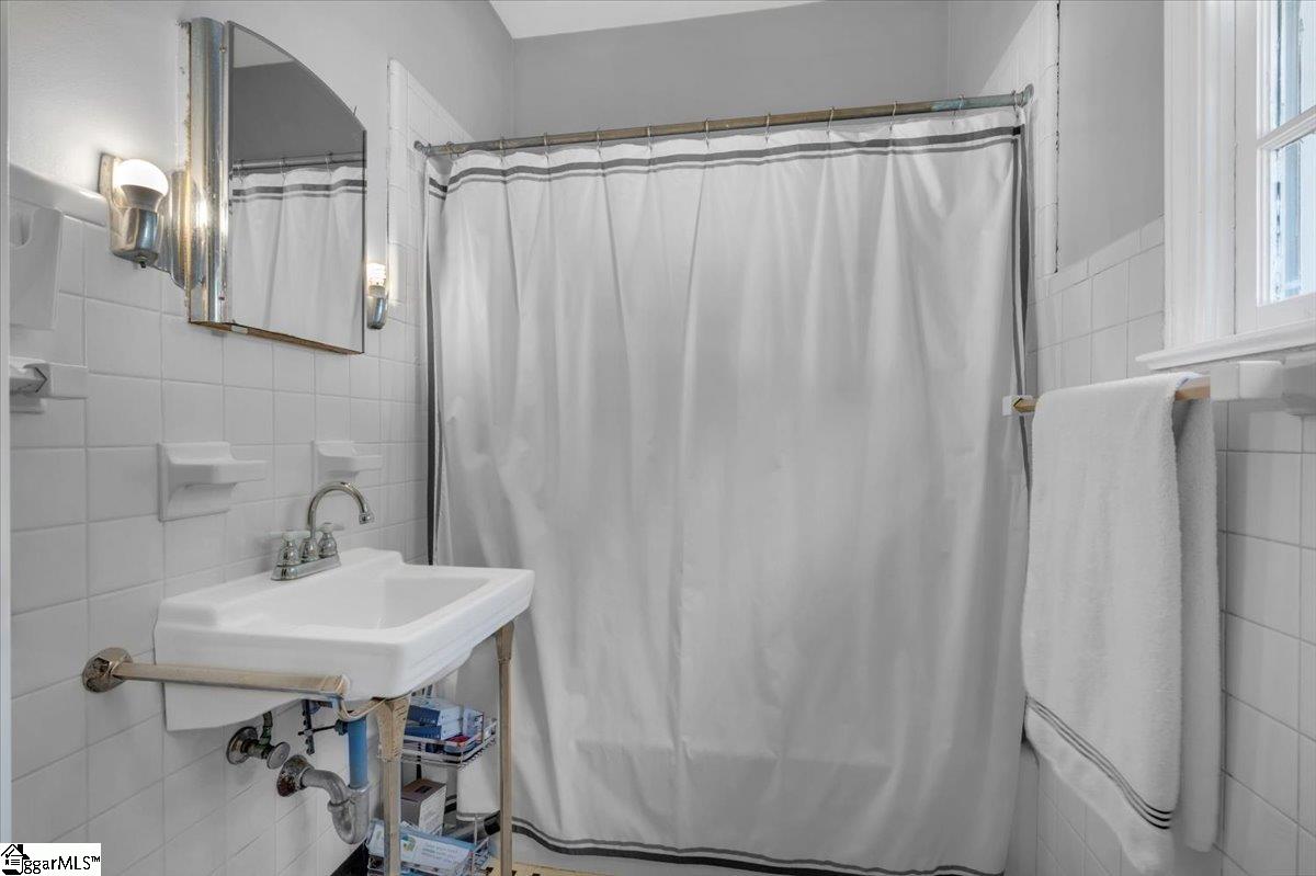 322 Chick Springs Road Greenville, SC 29609 - Photo 19 of 28 Gallery Image 19