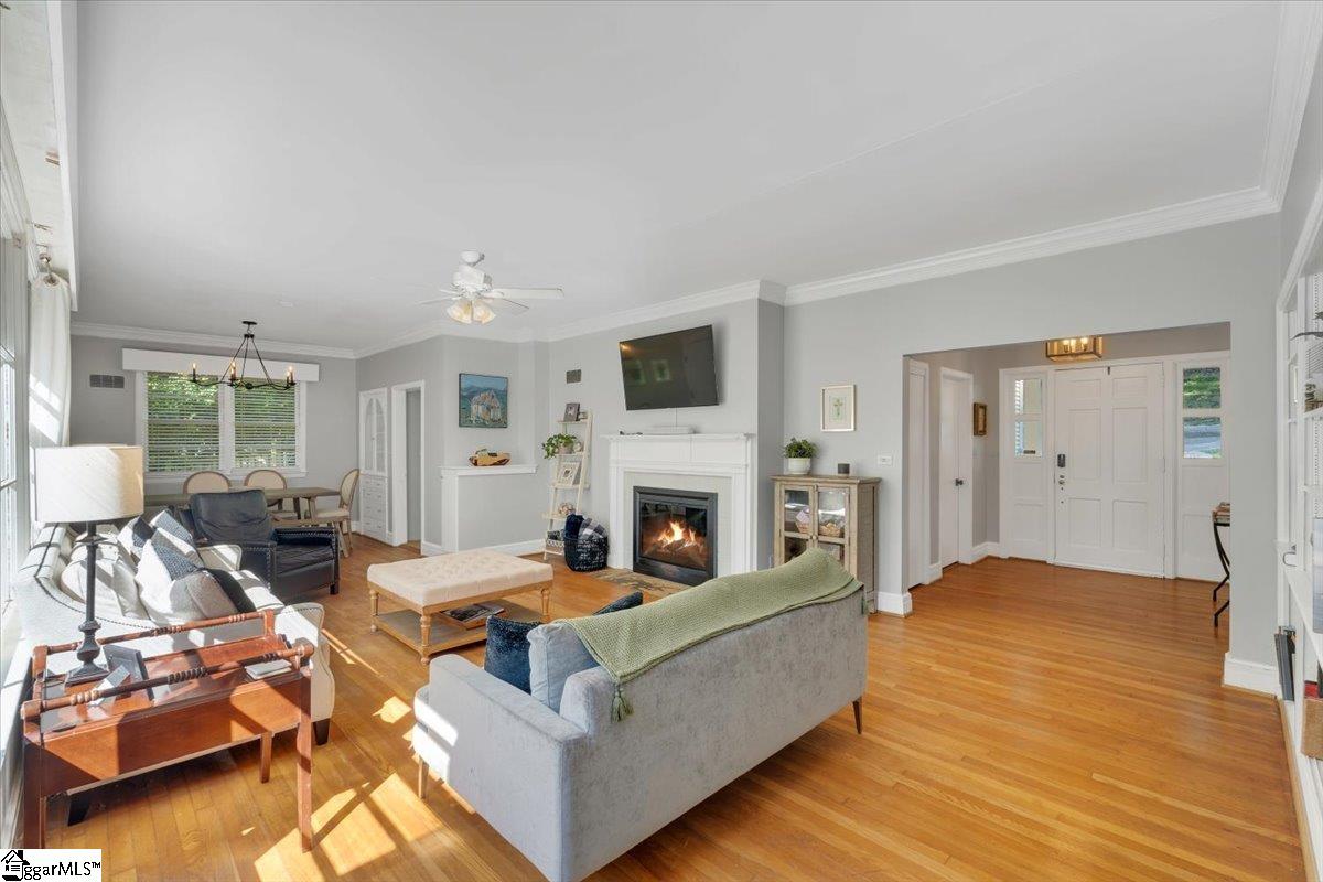 322 Chick Springs Road Greenville, SC 29609 - Photo 6 of 28 Gallery Image 6