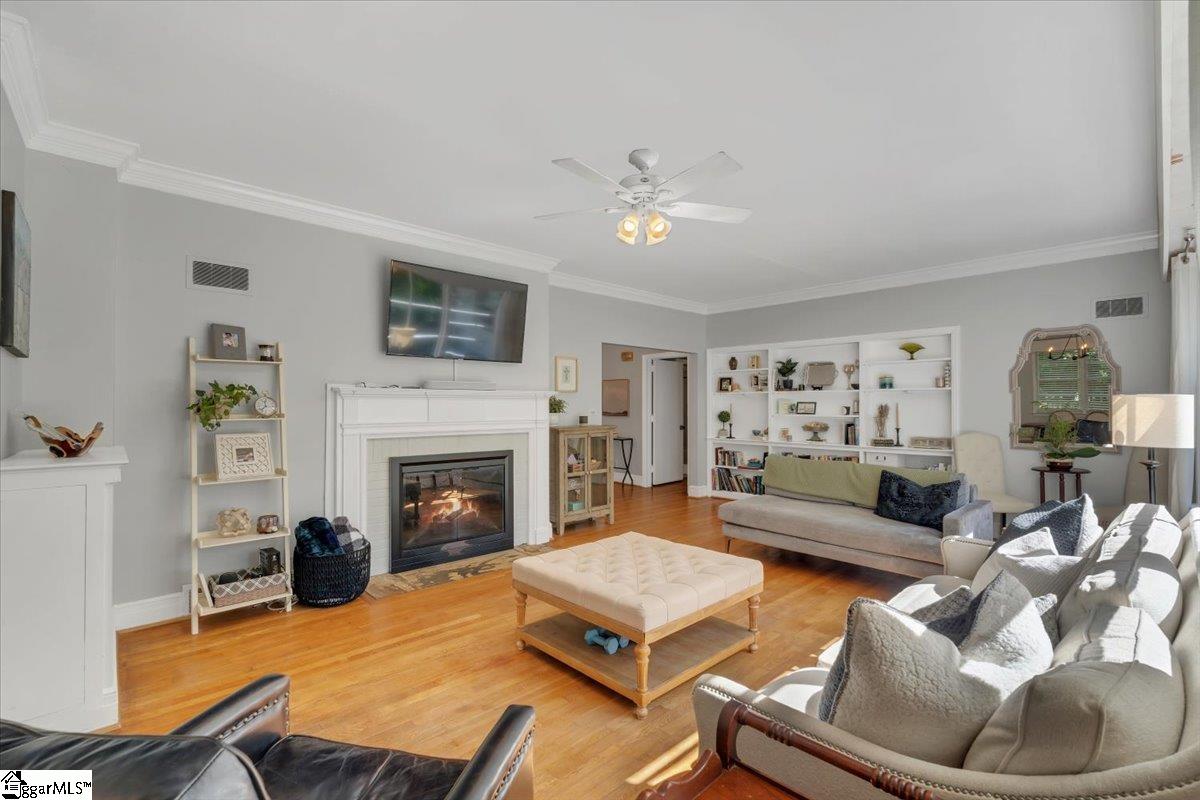 322 Chick Springs Road Greenville, SC 29609 - Photo 7 of 28 Gallery Image 7