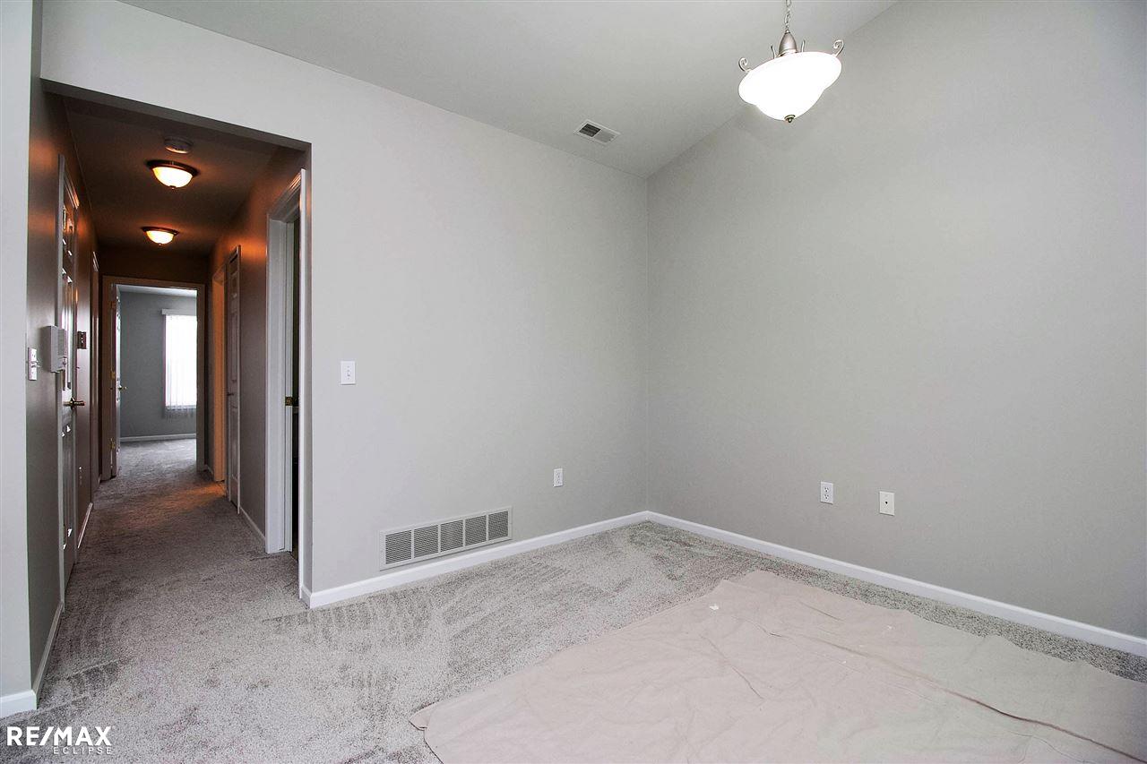 33538 Utica Road Fraser, MI 48026 - Photo 9 of 18 50034287-8.JPG