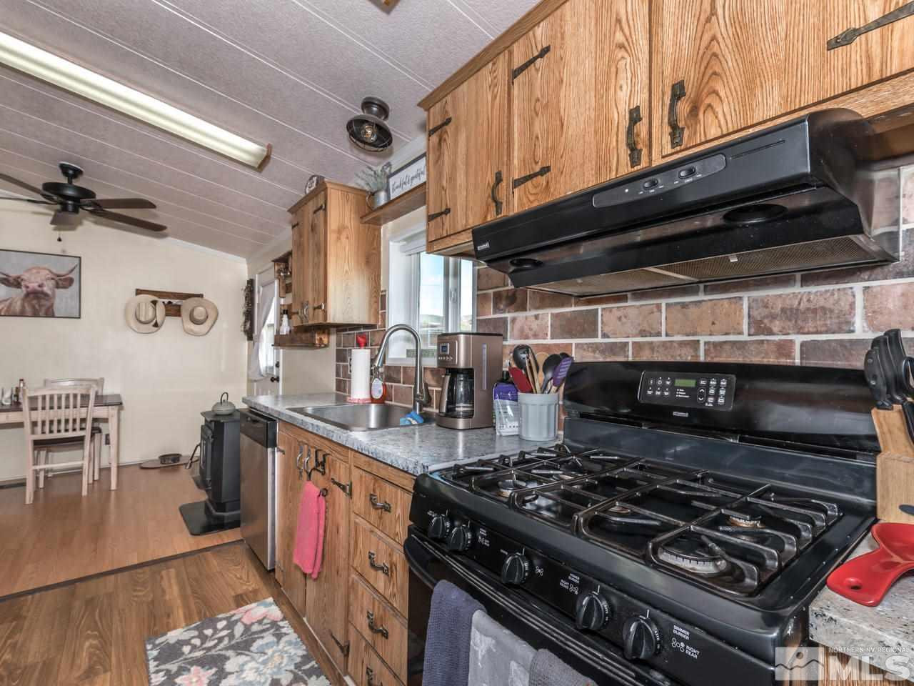 18955 Pinon Reno, NV 89508 - Photo 12 of 25 Photo 12