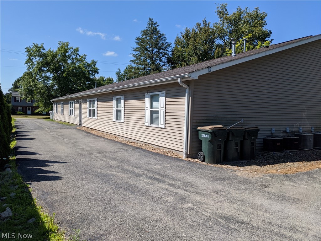 346 Mathews Road Youngstown, OH 44512 - Photo 15 of 16 Gallery Image 15