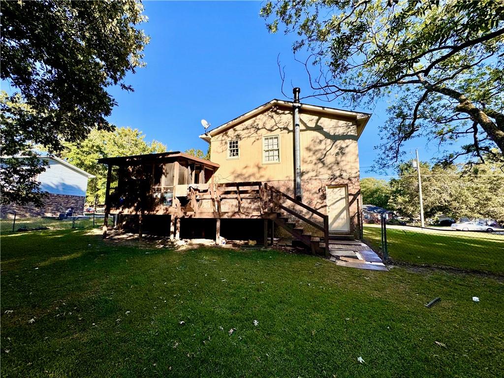 1825 North Road Snellville, GA 30078 - Photo 34 of 43 a view of a park with large trees