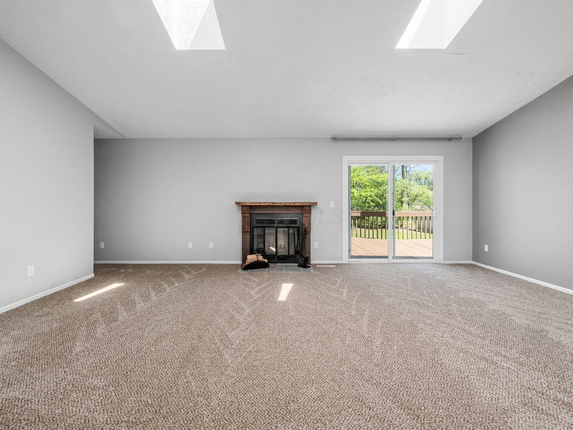 8280 Waco Lane Powell, OH 43065 - Photo 19 of 46 Great Room
