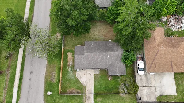 $1,500 | 5103 Willow Glen Drive, Houston, TX 77033