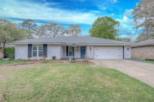 $298,900 | 211 Chimney Lane, Haughton, LA 71037