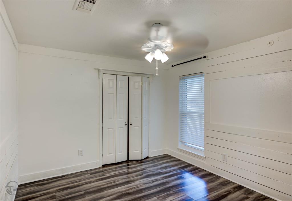 211 Chimney Lane Haughton, LA 71037 - Photo 18 of 35 wooden floor in an empty room