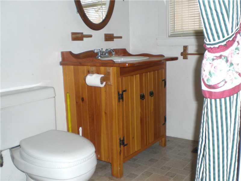 1281 Route 2 Mercer Road Mercer, ME 04957 - Photo 13 of 18 Bathroom.