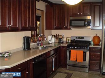 7427 Hill Road Philadelphia, PA 19128 - Photo 2 of 9 Gallery Image 2