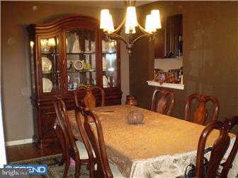 7427 Hill Road Philadelphia, PA 19128 - Photo 4 of 9 Gallery Image 4
