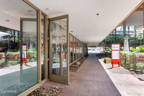 $4,800 | 7131 East Rancho Vista Drive, Unit 6001, Scottsdale, AZ 85251