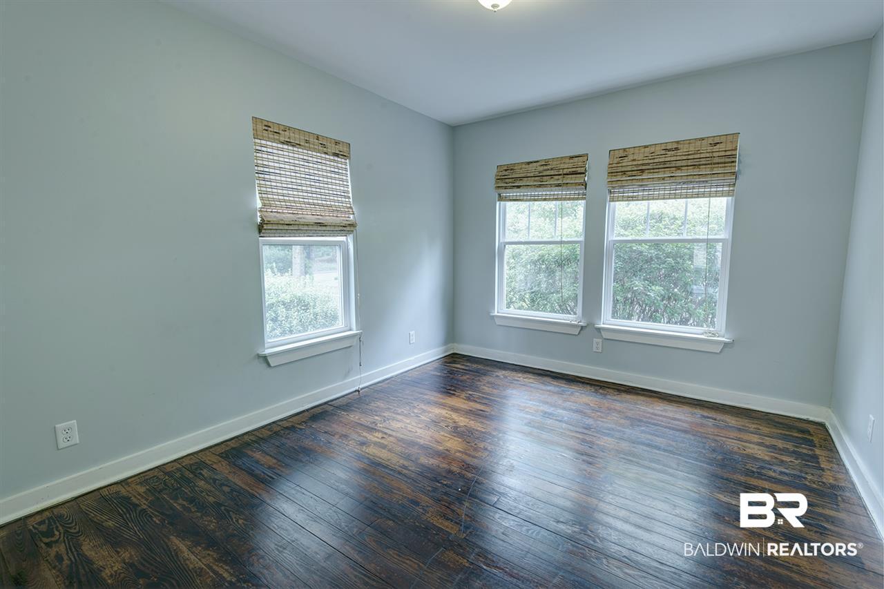 367 Azalea Street Fairhope, AL 36532 - Photo 13 of 22