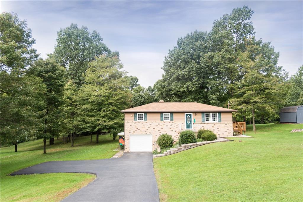 177 Bonniebrook Road Butler, PA 16002 - Photo 2 of 16