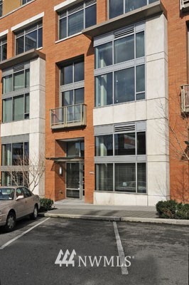 900 Lenora Street, Unit W105 Seattle, WA 98121 - Photo 11 of 27
