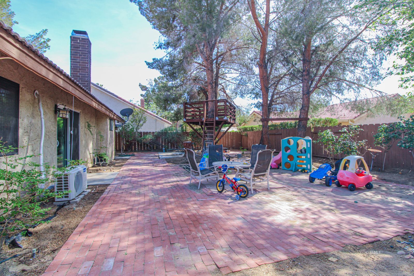 1243 Mountain View Drive Ridgecrest, CA 93555 - Photo 39 of 41 Gallery Image 39