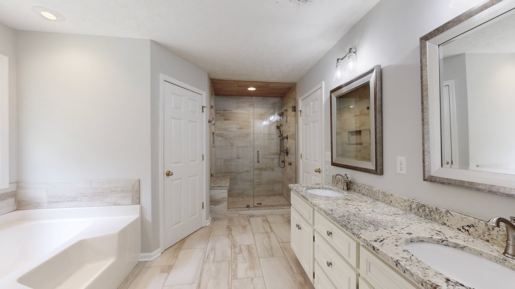 212 Grant Road Cataula, GA 31804 - Photo 26 of 56 Master Bath