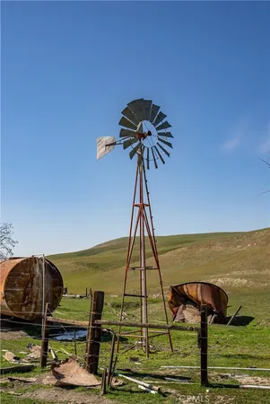 a vase of flowers sitting on a table