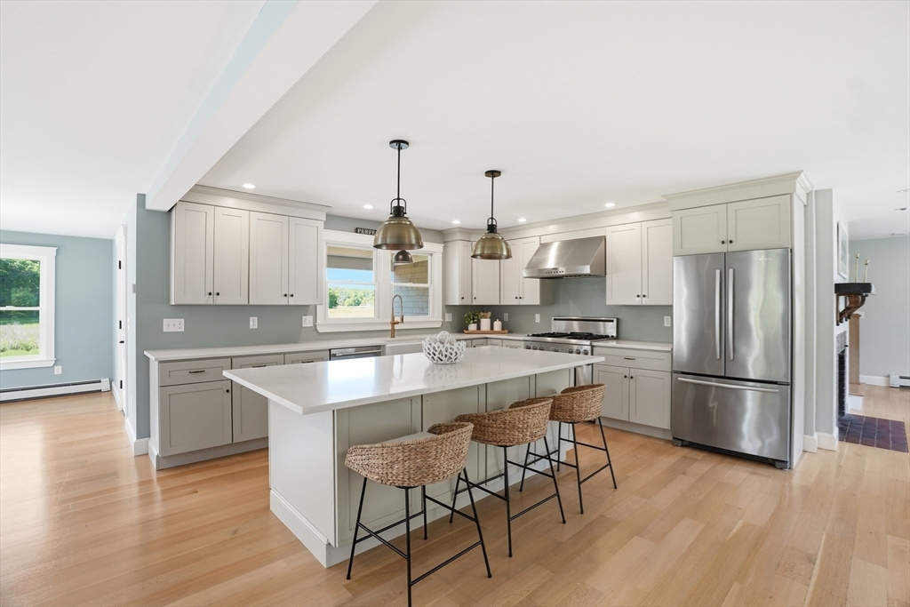 300 Gannett Road Scituate, MA 02066 - Photo 7 of 27
