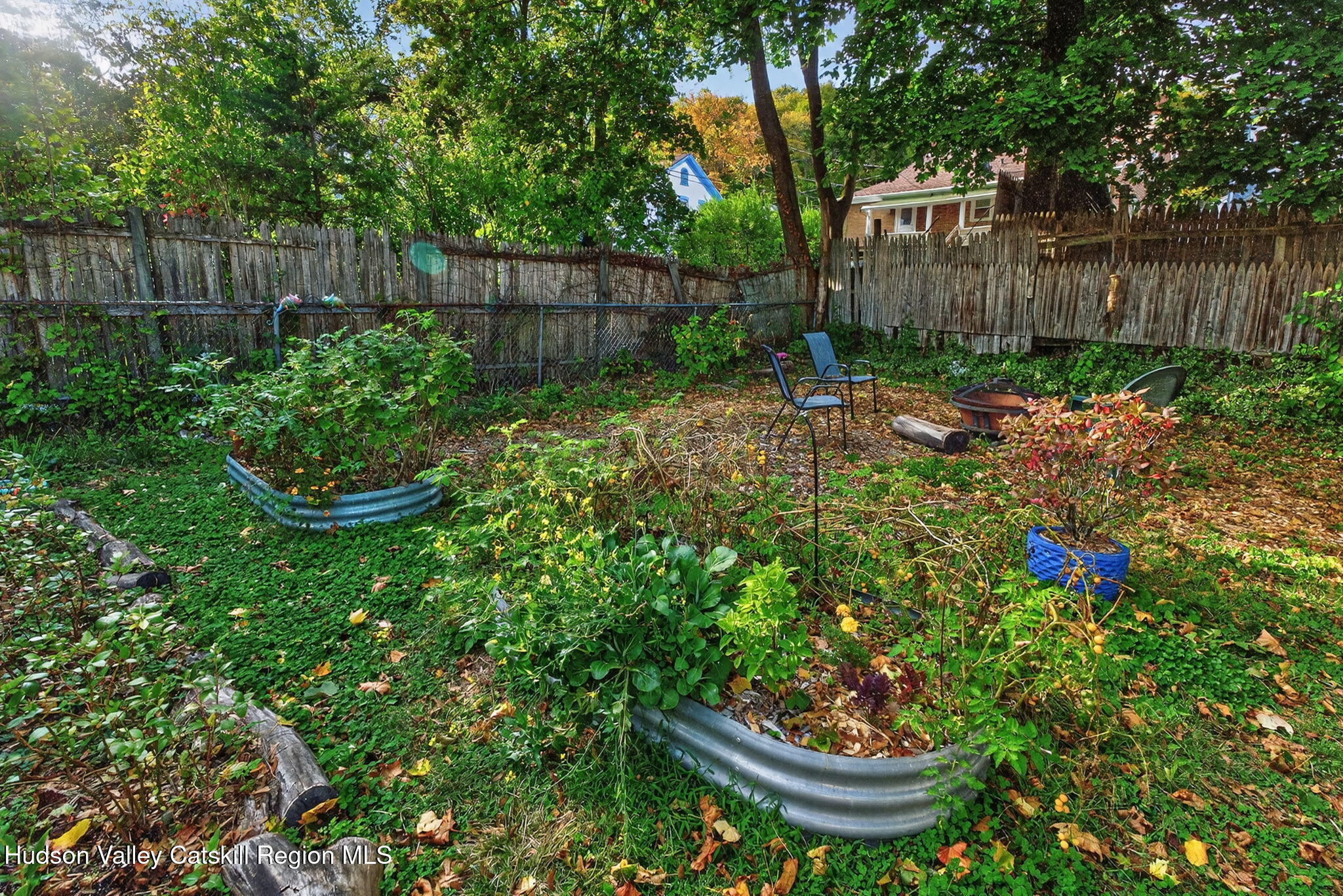 89 Spring Street Kingston, NY 12401 - Photo 20 of 24 a garden view