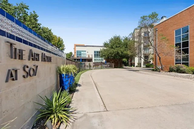 $499,000 | 2604 Museum Way, Unit 2101, Fort Worth, TX 76107