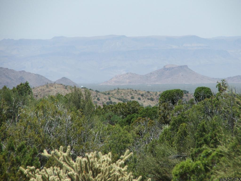 Lot 3279 South Cattle Crossing Road Yucca, AZ 86438 - Photo 1 of 18 Primary Photo