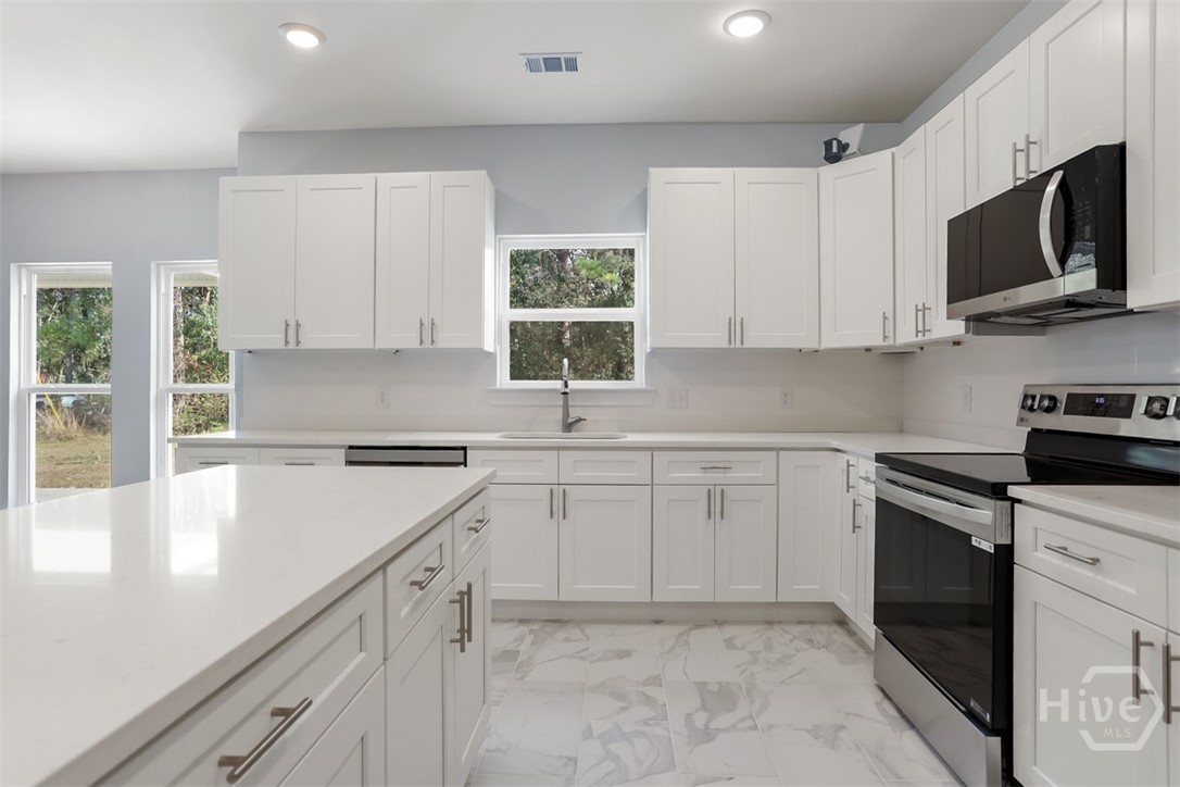 222 North Skinner Avenue Pooler, GA 31322 - Photo 15 of 45