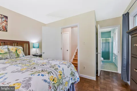 $2,389,800 | 6952 Kyleakin Court, McLean, VA 22101