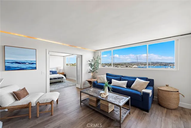 $1,590,000 | 310 Fernando Street, Unit 303, Newport Beach, CA 92661
