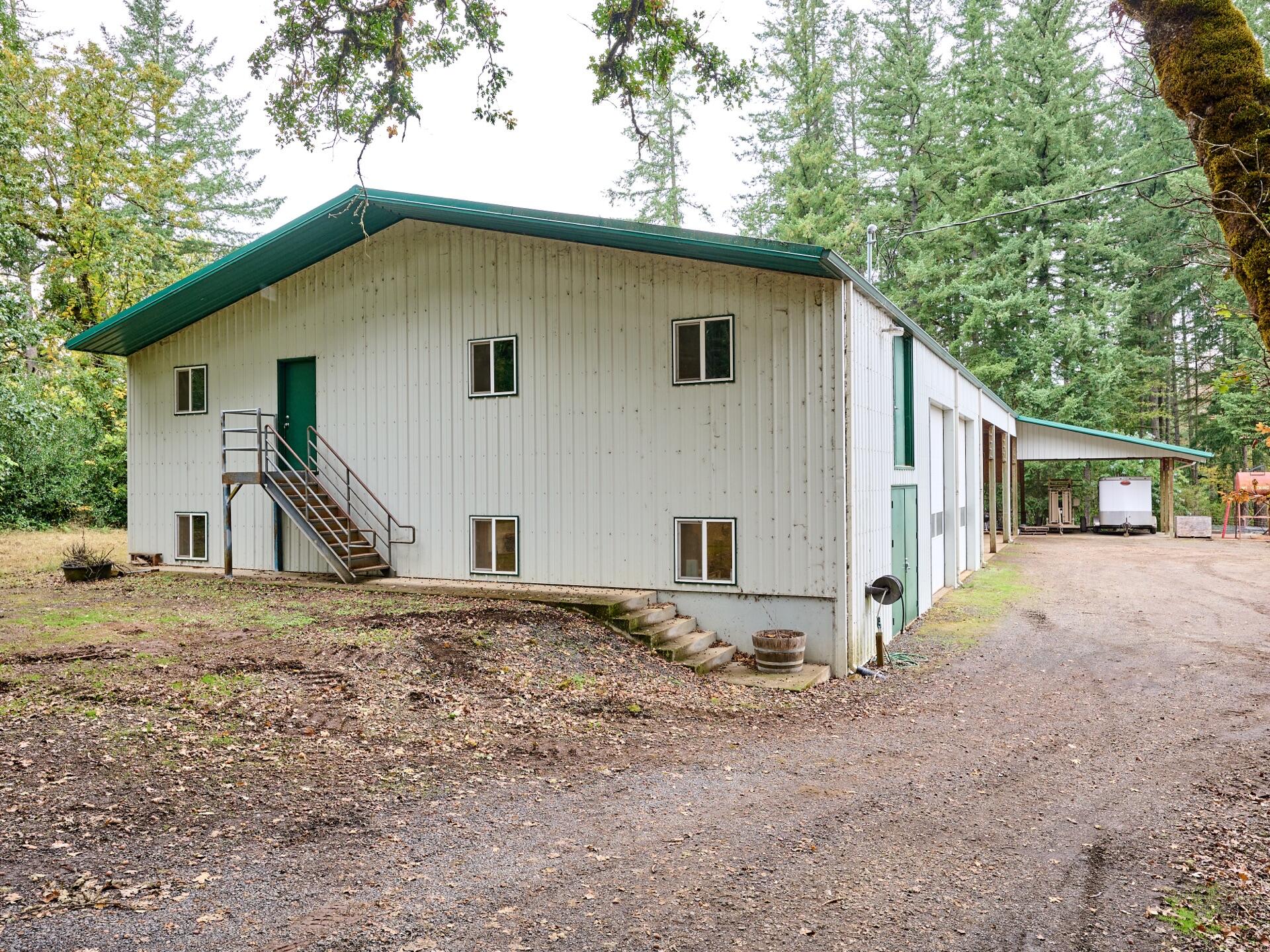 34769 East Lacomb Road Lebanon, OR 97355 - Photo 34 of 42 450_34769_Lacomb_1_web