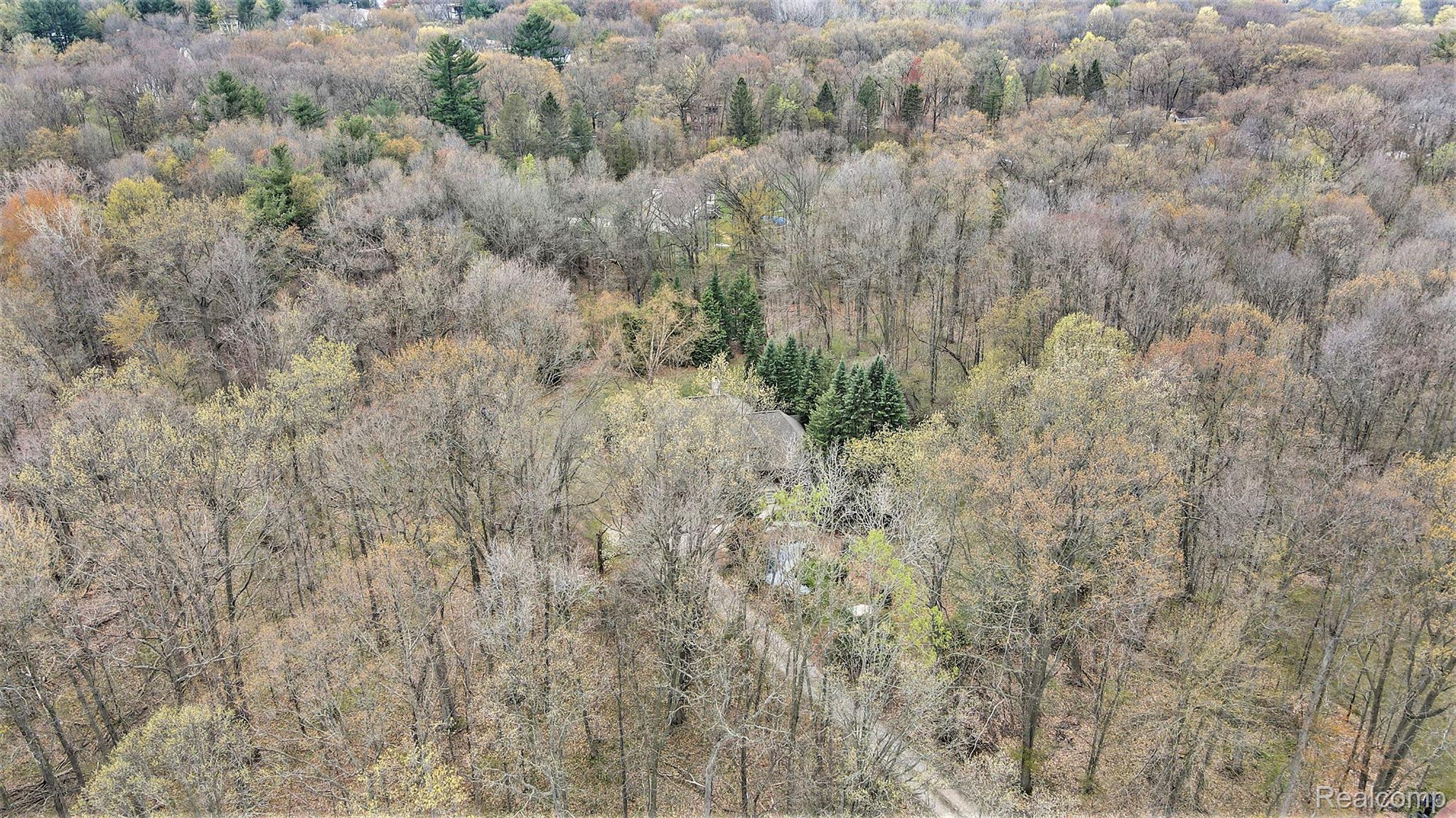 9133 Coldwater Road Flushing, MI 48433 - Photo 53 of 59 Gallery Image 53