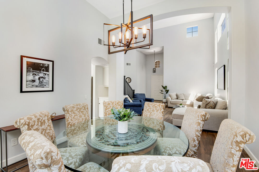 24944 Smokewood Way Stevenson Ranch, CA 91381 - Photo 11 of 39