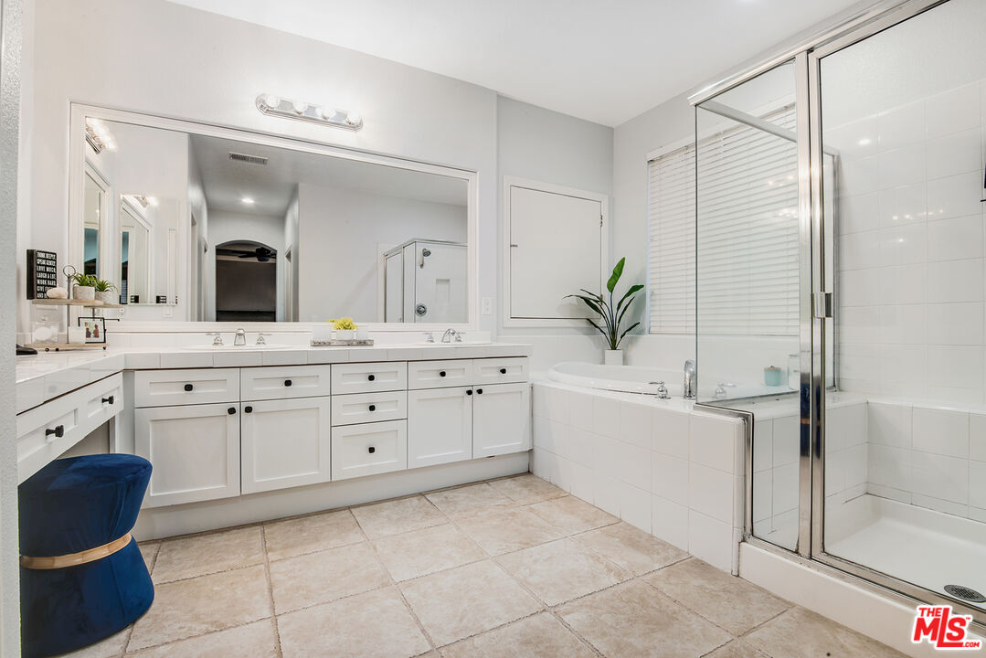 24944 Smokewood Way Stevenson Ranch, CA 91381 - Photo 30 of 39