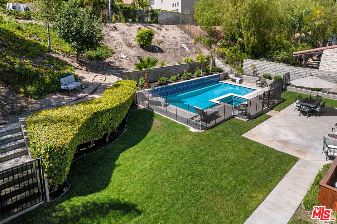 24944 Smokewood Way Stevenson Ranch, CA 91381 - Photo 34 of 39