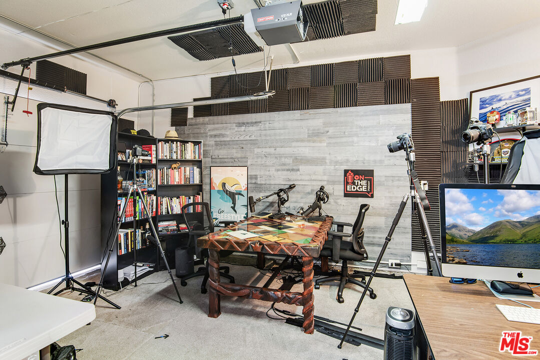 24944 Smokewood Way Stevenson Ranch, CA 91381 - Photo 37 of 39