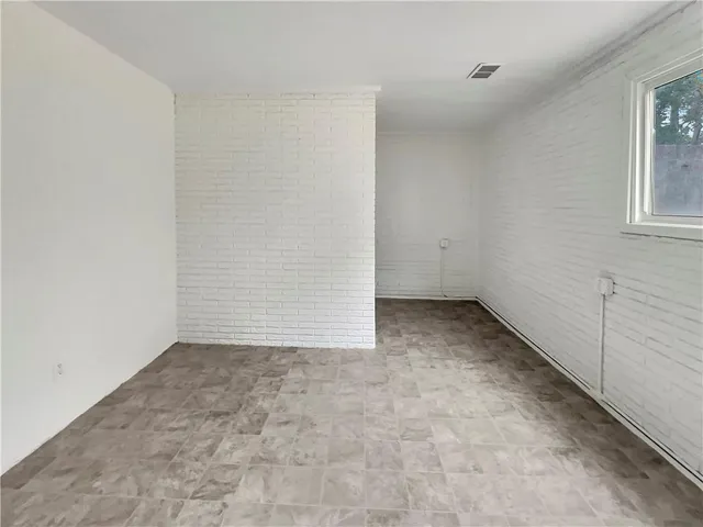 $220,000 | 3605 Northeast 57th Street, Kansas City, MO 64119